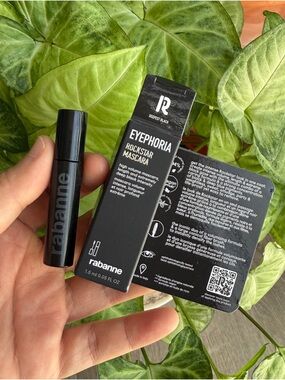 Rabanne Rockstar 24H Volumizing Mascara – Travel Size